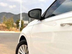 Volkswagen Lavida 1.5L Automatic Comfort - ფოტო 11