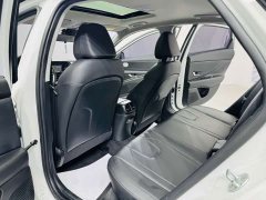 Hyundai Elantra 2022 1.5L CVT Luxury - ფოტო 12