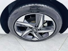 Hyundai Elantra 2022 1.5L CVT Luxury - ფოტო 16