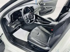 Hyundai Elantra 2022 1.5L CVT Luxury - ფოტო 7