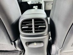 Hyundai Elantra 2022 1.5L CVT Luxury - ფოტო 14