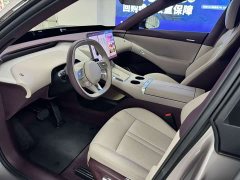 Xiaomi YU7 Four-Wheel Drive Pro - ფოტო 4