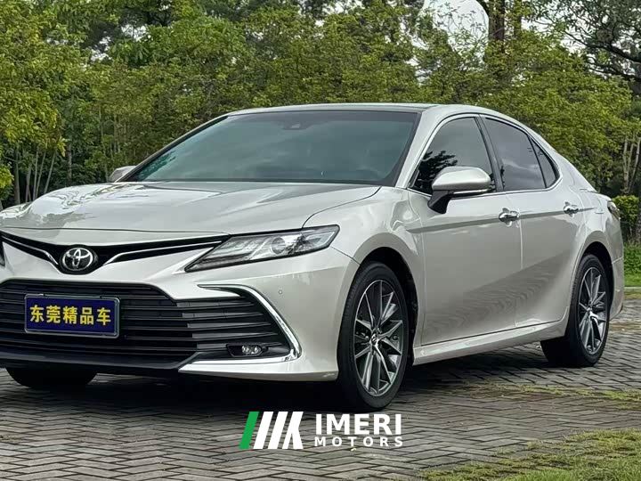 Toyota Camry 2.5G Luxury