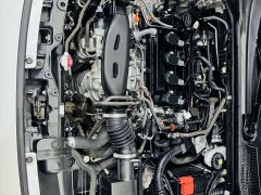 Honda Civic 180TURBO CVT Premium Edition - ფოტო 14