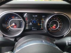 Jeep Wrangler 2.0T Sahara Two-Door - ფოტო 14