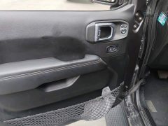 Jeep Wrangler 2.0T Sahara Two-Door - ფოტო 7
