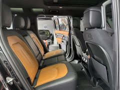 Land Rover Defender 110 P400 X - ფოტო 14