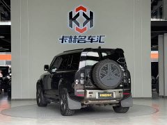 Land Rover Defender 110 P400 X - ფოტო 8