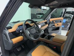 Land Rover Defender 110 P400 X - ფოტო 9