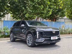 Cadillac XT5 2.0T Luxury - ფოტო 3