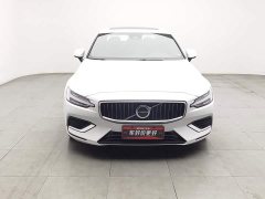 Volvo S60 B4 Smart Luxury Edition - ფოტო 3