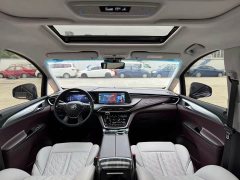 Buick GL8 Avenir Six-Seater Wisdom Courtesy Edition - ფოტო 4