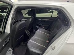 Volkswagen Golf 2023 Facelift 280TSI DSG R-Line - ფოტო 5