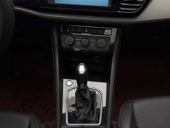 Volkswagen Jetta VS5 280TSI Automatic Gloss Deluxe Edition - ფოტო 13