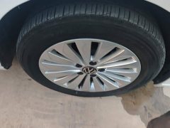 Volkswagen Lavida 280TSI DSG Comfort - photo 6