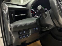 Toyota Avalon 2019 Hybrid 2.5L XLE Premium National V - ფოტო 14