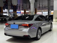 Toyota Avalon 2019 Hybrid 2.5L XLE Premium National V - ფოტო 17