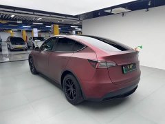 Tesla Model Y Long Range All-Wheel Drive - ფოტო 11