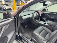 Tesla Model Y Long Range All-Wheel Drive - ფოტო 4