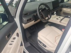 Li Auto MEGA Ultra Smart Refresh Edition - ფოტო 12