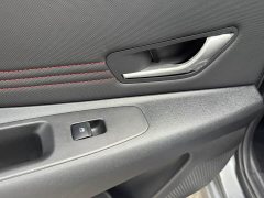 Hyundai Elantra 1.5L CVT 20th Anniversary Edition - ფოტო 13