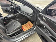 Hyundai Elantra 1.5L CVT 20th Anniversary Edition - ფოტო 14