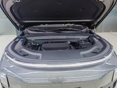 Li Auto L8 Ultra Smart Refresh Edition - ფოტო 13
