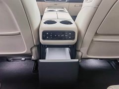 Li Auto L8 Ultra Smart Refresh Edition - ფოტო 9