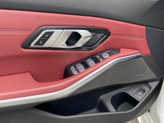 BMW 3 Series 330Li M Sport Night Edition Package - ფოტო 14