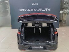 Li Auto L7 Max - ფოტო 18