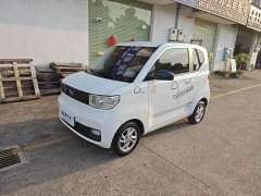 Wuling Hongguang MINIEV Macaron Sandwich Edition 170km LFP - photo 1