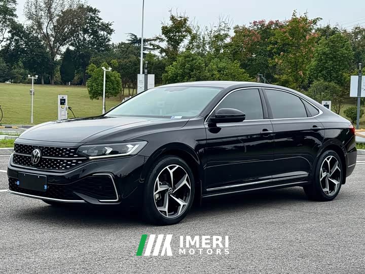 Volkswagen Passat 380TSI Starry Sky Elite - ავტომობილი ჩინეთიდან