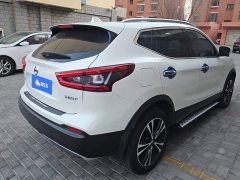 Nissan Qashqai 2.0L CVT XV Premium Luxury - ფოტო 3