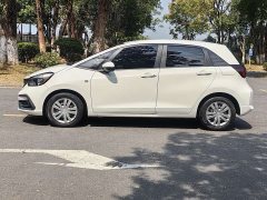 Honda Fit 1.5L CVT Trend Edition - ფოტო 10