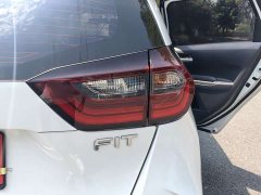 Honda Fit 1.5L CVT Trend Edition - ფოტო 16