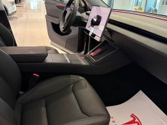 Tesla Model Y Rear-Wheel Drive - ფოტო 4