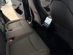 Tesla Model Y Rear-Wheel Drive - ფოტო 9