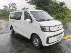 Changan Ruixing EM60 Passenger Comfort 6-Seat 300km Barn Doors - ფოტო 3