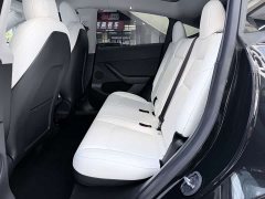 Tesla Model Y Standard Range RWD - ფოტო 19