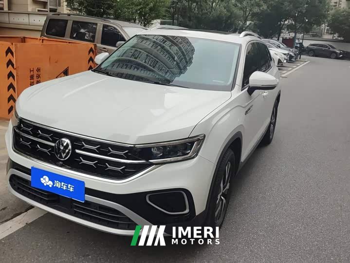Volkswagen Taos 300TSI FWD Luxury Plus Advanced Edition