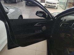 BMW 1 Series 125i M Sport Night Edition - ფოტო 7