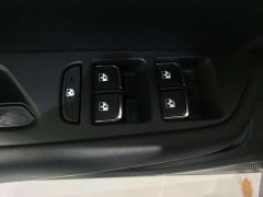 FAW Red Flag E-QM5 2022 431km Charging Comfort Edition - ფოტო 12