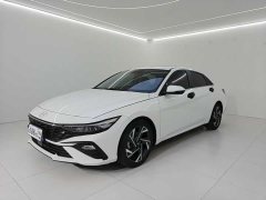 Hyundai Elantra 2023 1.5L CVT Luxury - ფოტო 1