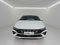 Hyundai Elantra 2023 1.5L CVT Luxury - ფოტო 2