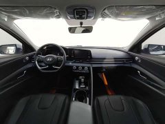 Hyundai Elantra 2023 1.5L CVT Luxury - ფოტო 7