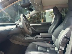 Tesla Model Y Rear-Wheel Drive - ფოტო 4