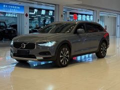 Volvo V90 2020 Cross Country T5 AWD Momentum - ფოტო 1