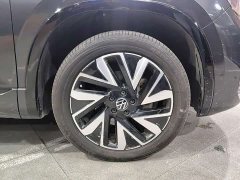 Volkswagen Taos 380TSI AWD R-Line High Performance Edition - ფოტო 17