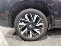 Volkswagen Taos 380TSI AWD R-Line High Performance Edition - ფოტო 18
