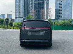 Li Auto MEGA Home Family Edition - ფოტო 6